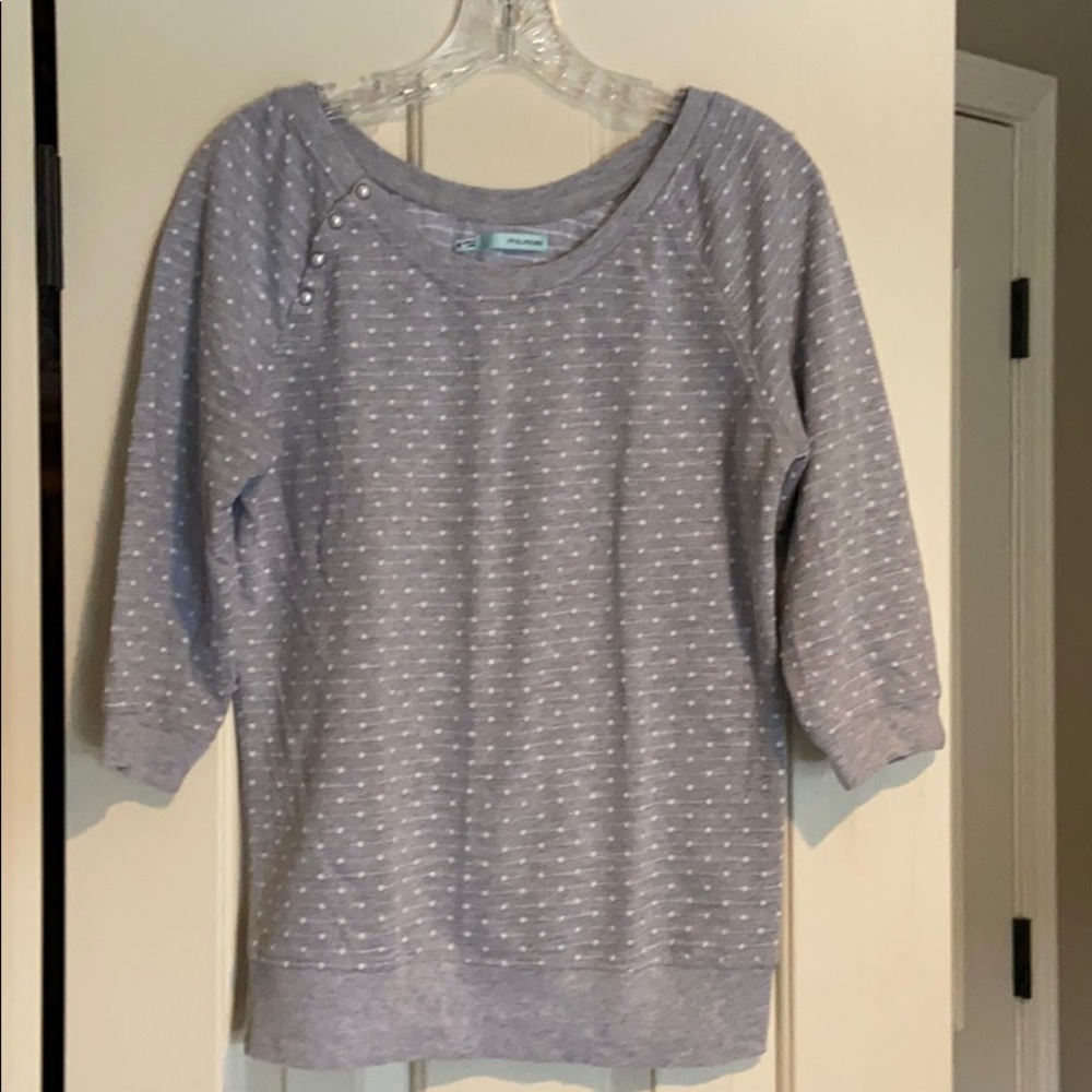 Maurice’s gray detailed sweater EUC